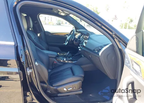 2019 BMW X4 xDrive30I z USA, uszkodzony, nr VIN 5UXUJ3C59KLG55302